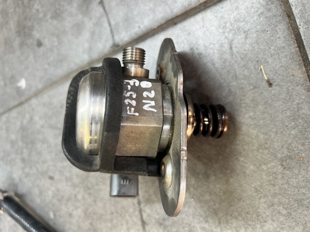 Насос паливний високого тиску (ПНВТ) - DIESEL 13518604229 BMW