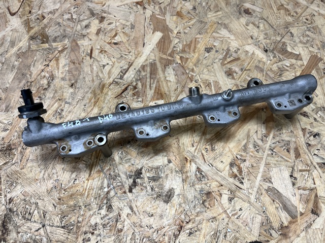 Розподільник палива 13538665633 BMW