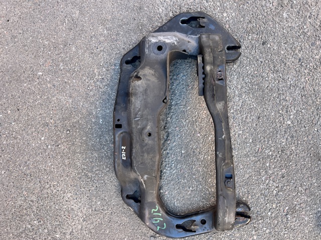 Балка кріплення коробки передач 22326854187 BMW