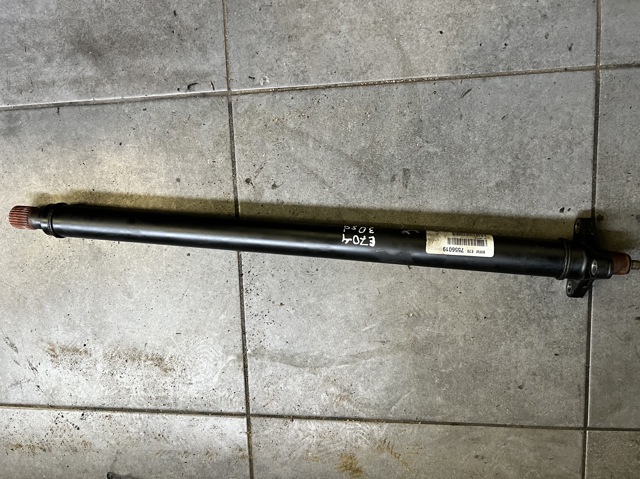 Кардан передній 26207556019 BMW