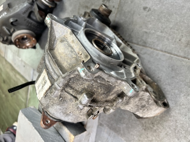 Демультиплікатор коробки передач 27108697255 BMW