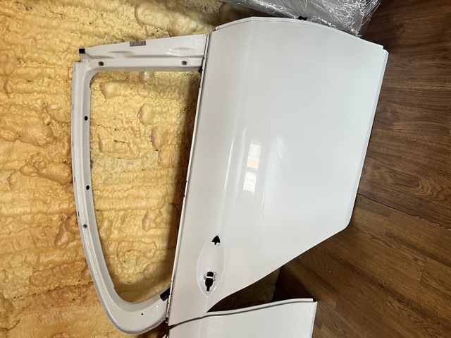 Двері задні в зборі 41007206114 BMW