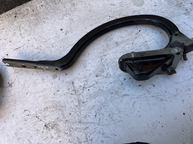 Петля багажника 41627204237 BMW