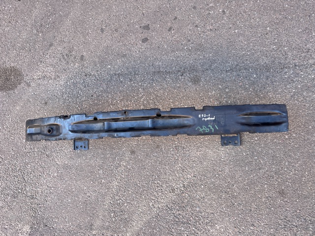 Балка бампера переднього 51117267672 BMW