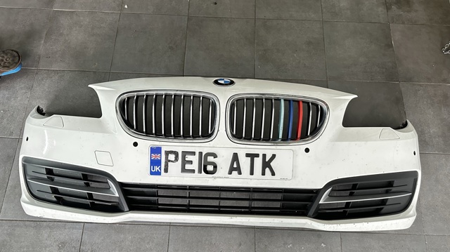 Бампер передній 51117332677 BMW