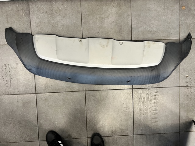 Накладка бампера заднього 51127176248 BMW