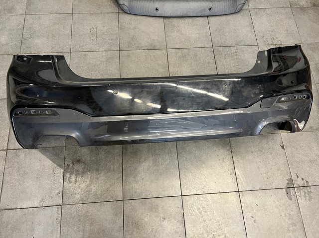 Буфер (бампер) задній 51128073725 BMW