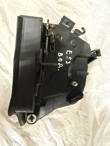 Замок дверей водія 51218402537 BMW