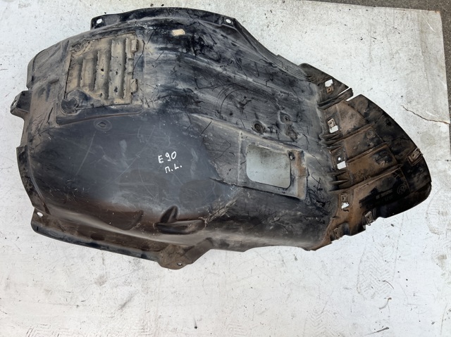 Підкрилок переднього крила, лівий передній 51717059379 BMW