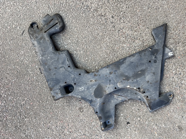 Захист днища, лівий 51757351449 BMW