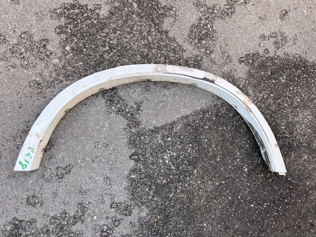 Молдинг арки колеса заднього, лівий 51778052077 BMW