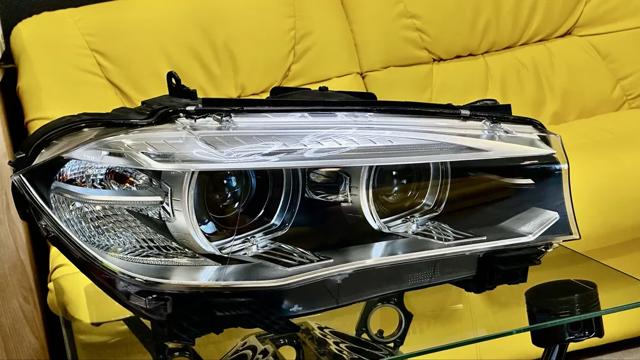 Основна фара - вставка 63117317110 BMW