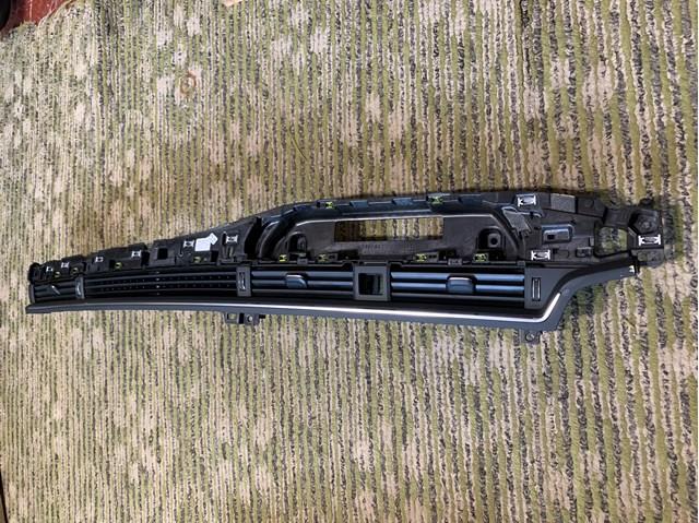 Вентиляція передка 8W1820902D VAG