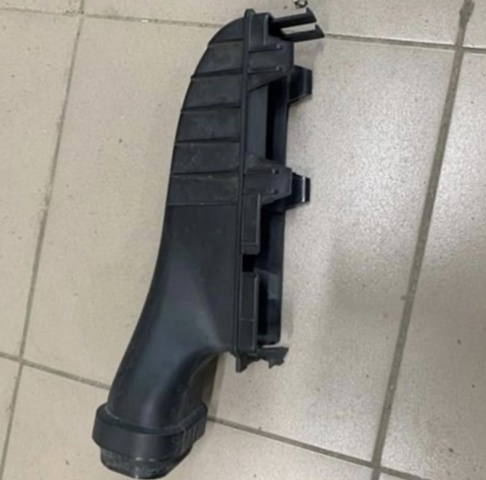 Повітрозабірник повітряного фільтра A2700900382 MERCEDES