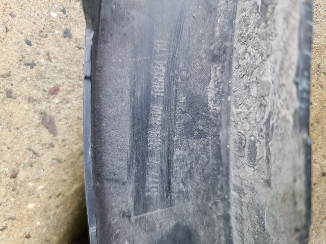 Молдинг арки колеса заднього, правий 51777319834 BMW
