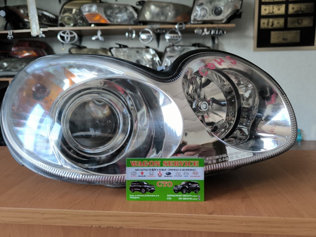 Фара правая 921043D020 HYUNDAI