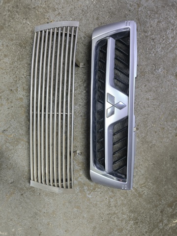 Облицювання радіатора MN117202HB MITSUBISHI