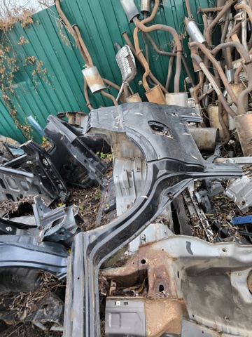 Бічна частина задні праві MR485958 MITSUBISHI