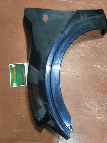 Переднє ліве крило MR535759 MITSUBISHI