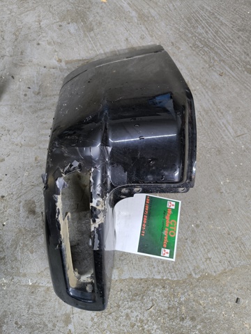 Ікло заднього бампера ліве MR548025 MITSUBISHI
