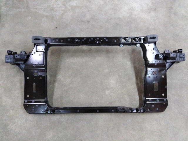 Кронштейн для радіатора 641012S000 HYUNDAI