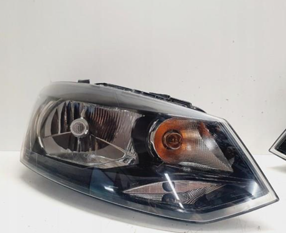 Фара передня права 6R1941016C VAG