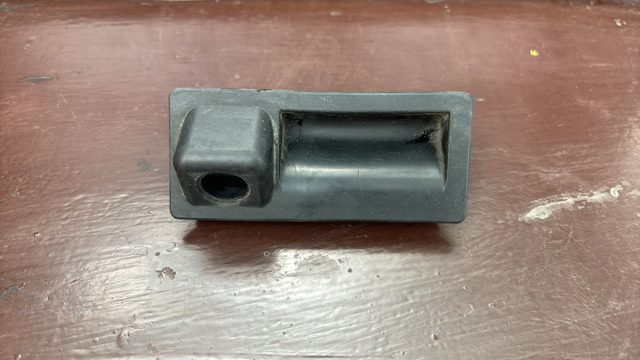 Ручка багажника 7P6827566C VAG