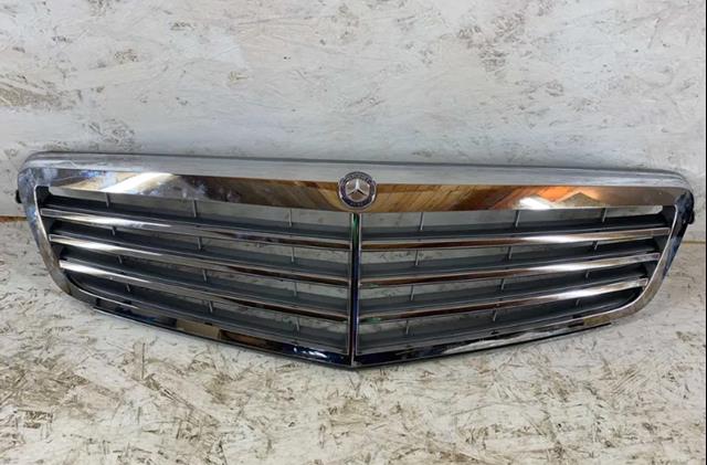 Решітка A2048801483 MERCEDES