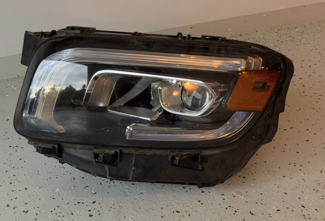 Фара дальнього світла в зборі A2479064100 MERCEDES