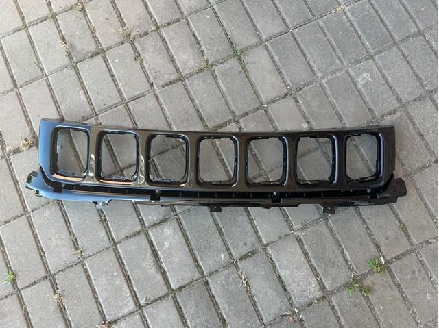 Решітка 6BA20TZZAB CHRYSLER
