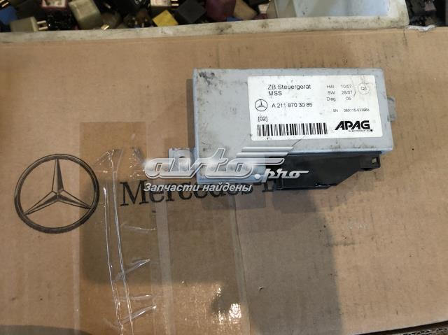 Ліхтар задній лівий 2118703085 MERCEDES