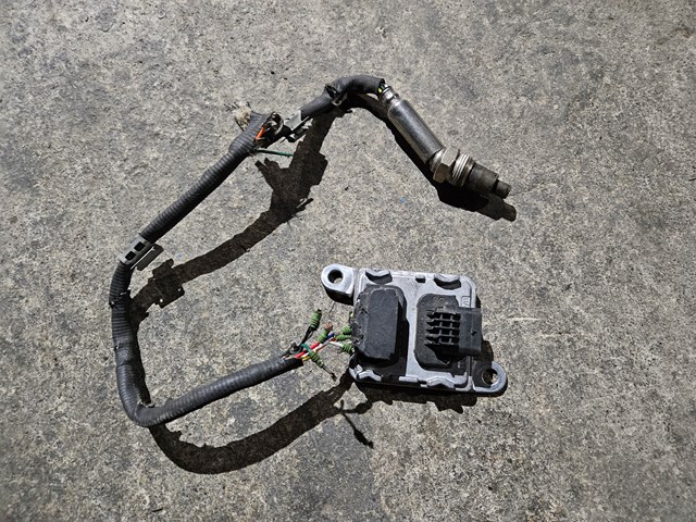 Датчик оксидів азоту NOX, передній A0009058011 MERCEDES
