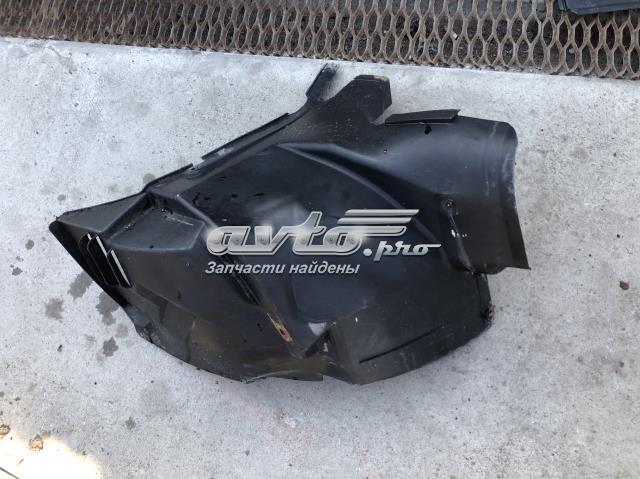 Підкрилок передній лівий A1686902530 MERCEDES