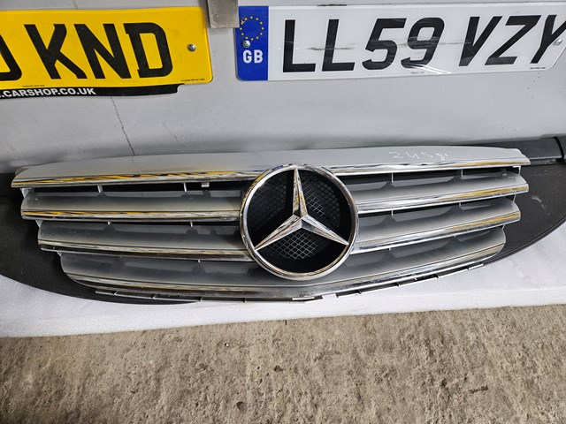 Захисна решітка радіатора A1698800783 MERCEDES
