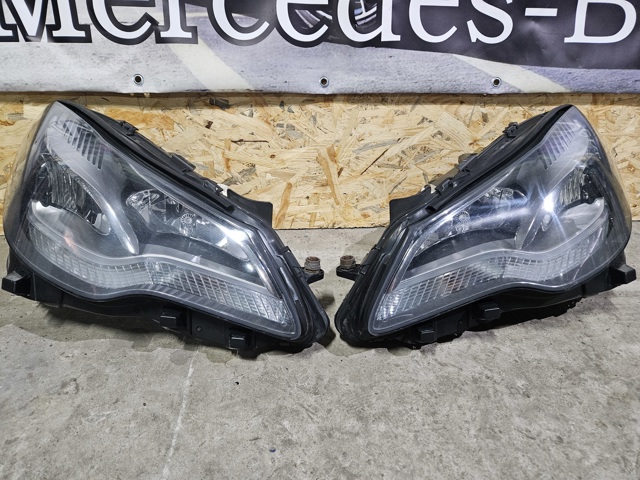 Фара основна права A2078208261 MERCEDES