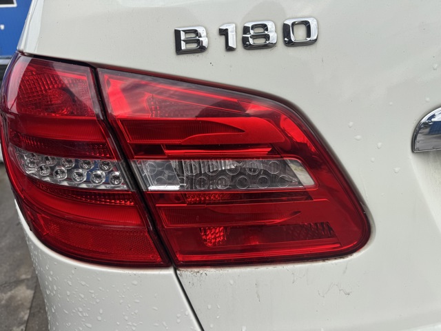 Стоп задній A2469066300 MERCEDES