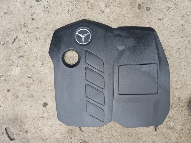 Кришка двигуна декоративна A6540107600 MERCEDES