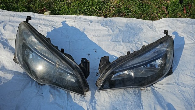 Блок фара ліва 13371595 OPEL