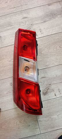 Задня ліва фара 265551619R RENAULT