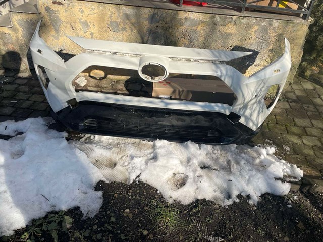 Буфер (бампер) передній 521194A922 TOYOTA