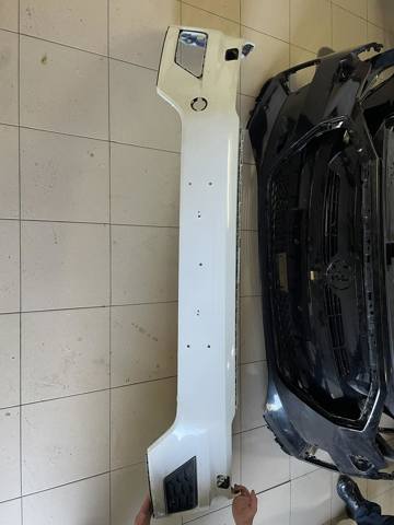 Бампер передній Volkswagen Tiguan Allspace 