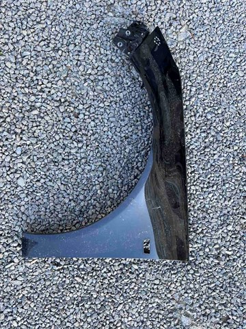 Переднє праве крило 6102366 OPEL