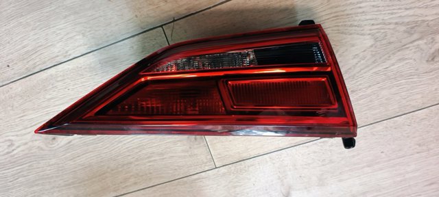 Стоп задній 8V5945075 VAG