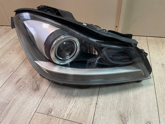 Фара основна права A2048203639 MERCEDES