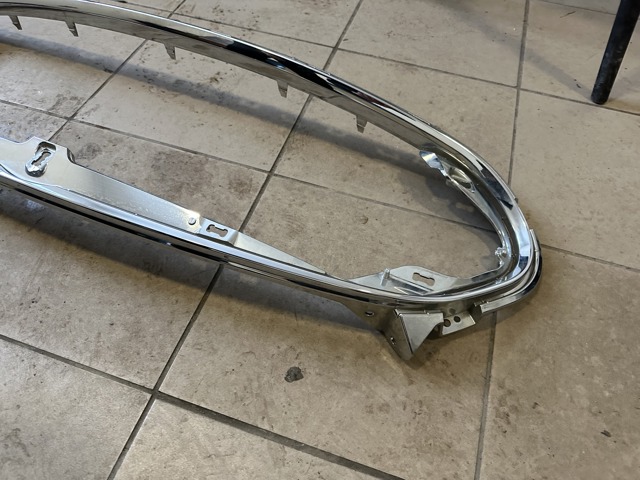 Рамка решітки переднього бампера 101741400D TESLA