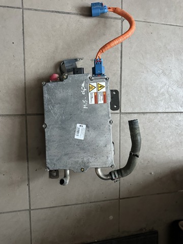 Перетворювач постійного струму 102866500B TESLA