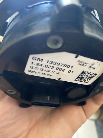Насос (помпа) охолодження батареї 13597901 GM