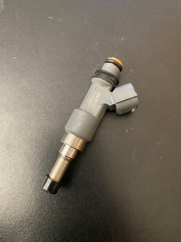Форсунки електромагнітні 16611AB030 SUBARU