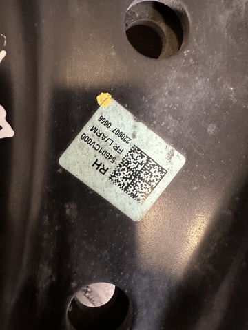 Правий важіль передній нижній підвіски 54501CV000 HYUNDAI