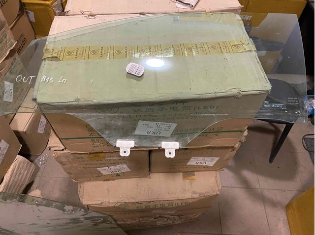 Скло водійських дверей 61011AL01B SUBARU